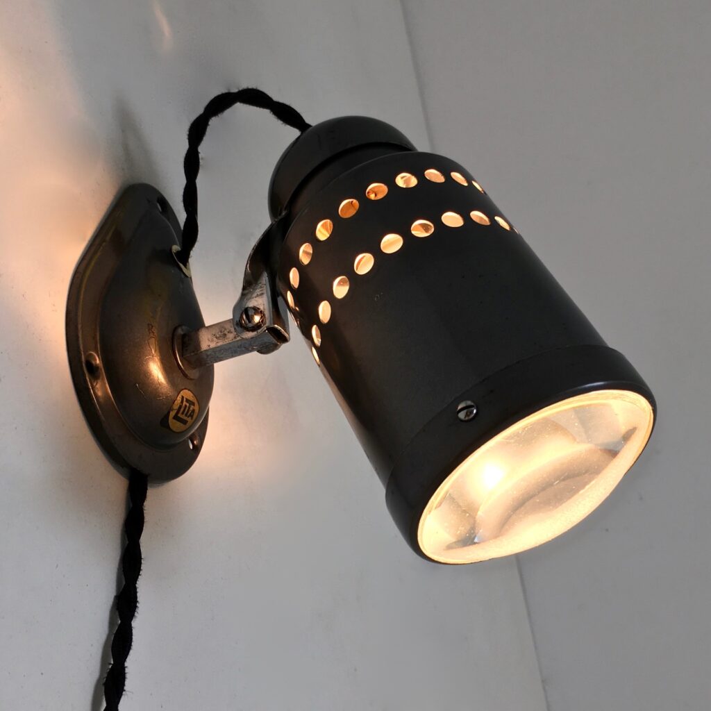 liseuse_applique_loupe_Lita_maison_liedekerke_LK_9.jpg