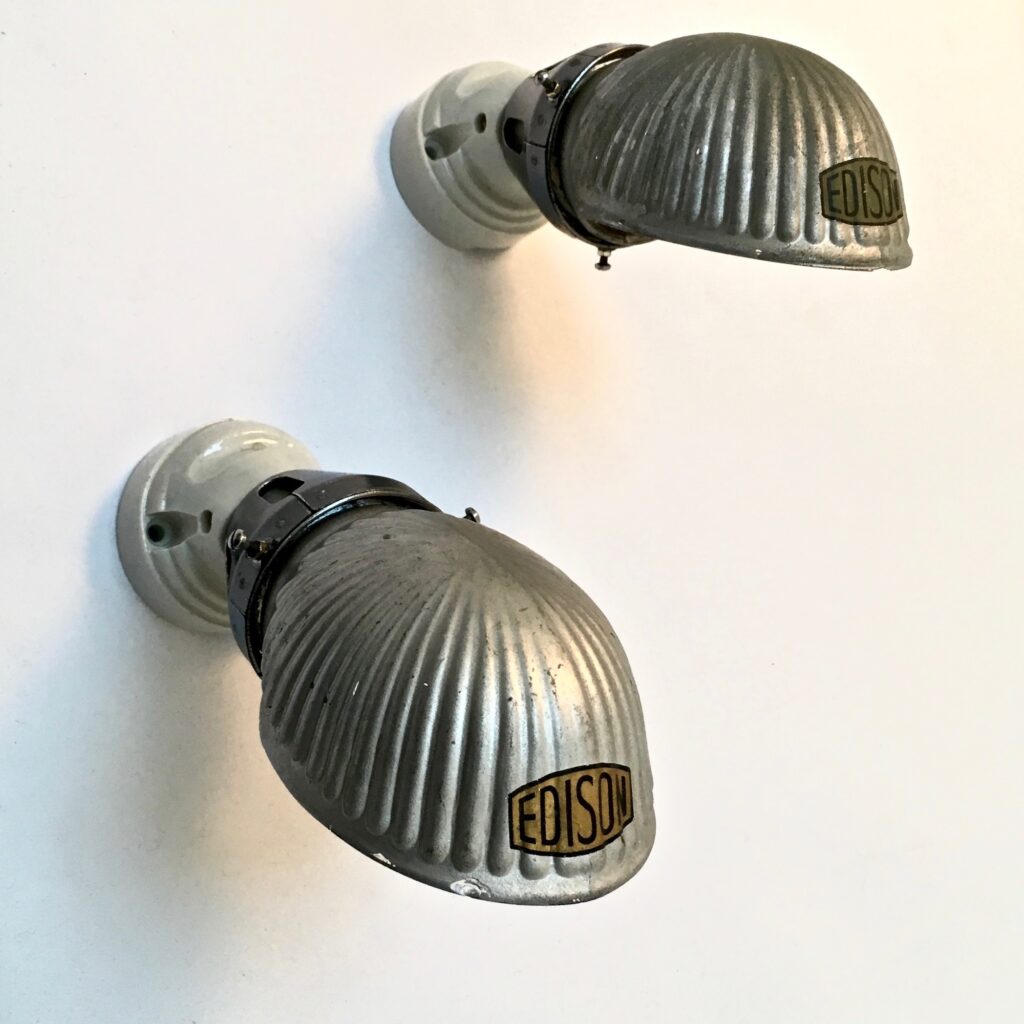 paire_appliques_eglomise_edison_porcelaine_maison_liedekerke_lk_2.jpg