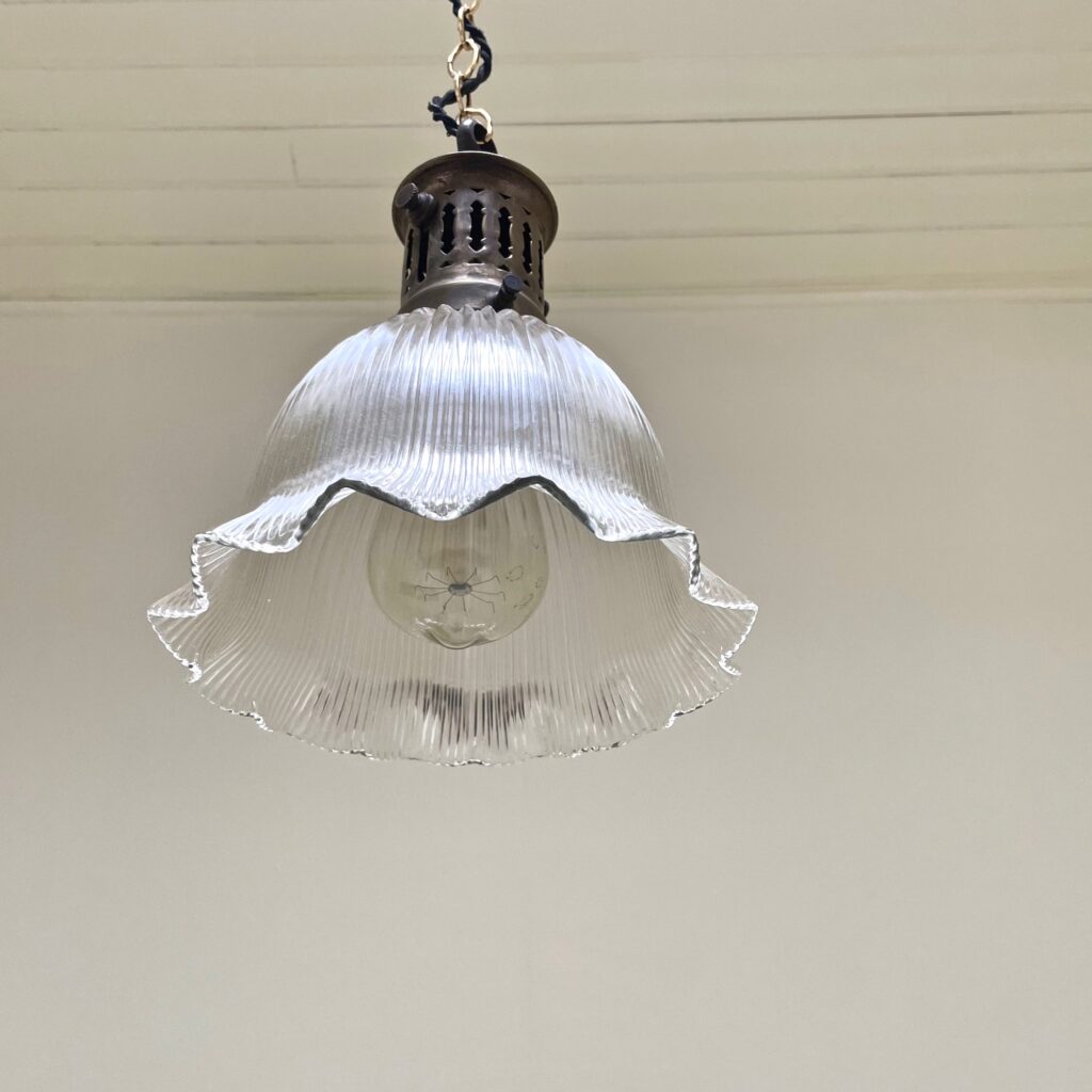 suspension_Holophane_11_maison_Liedekerke_LK_3.jpg