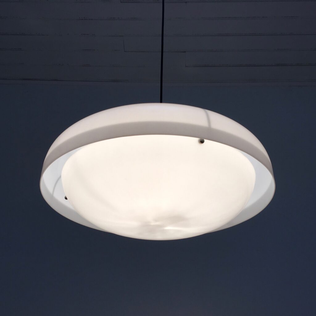 suspension_blanche_italienne_plastique_maison_liedekerke_LK_9.jpg