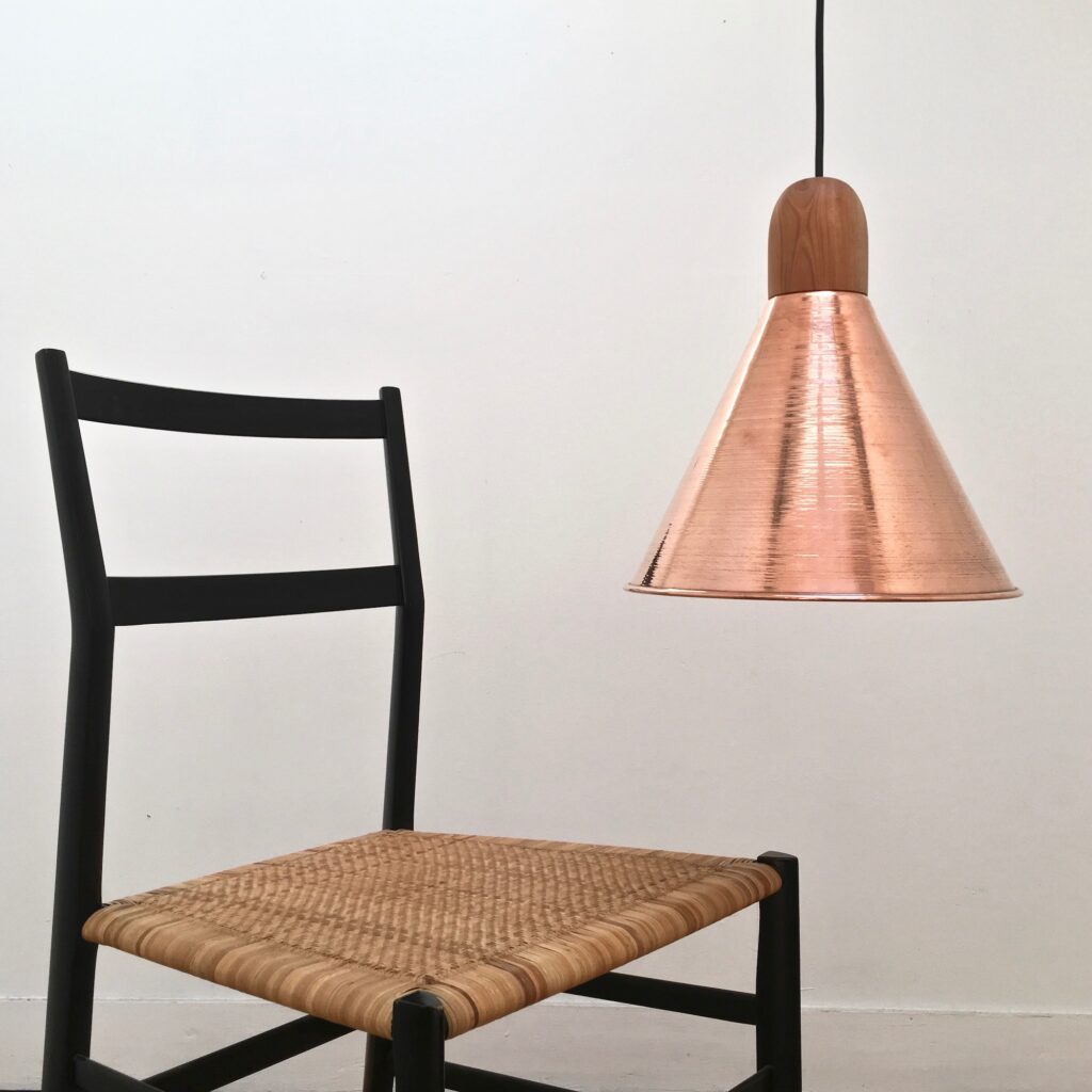 suspension_cuivre_bois_BC03_maison_liedekerke_lk_5.jpg