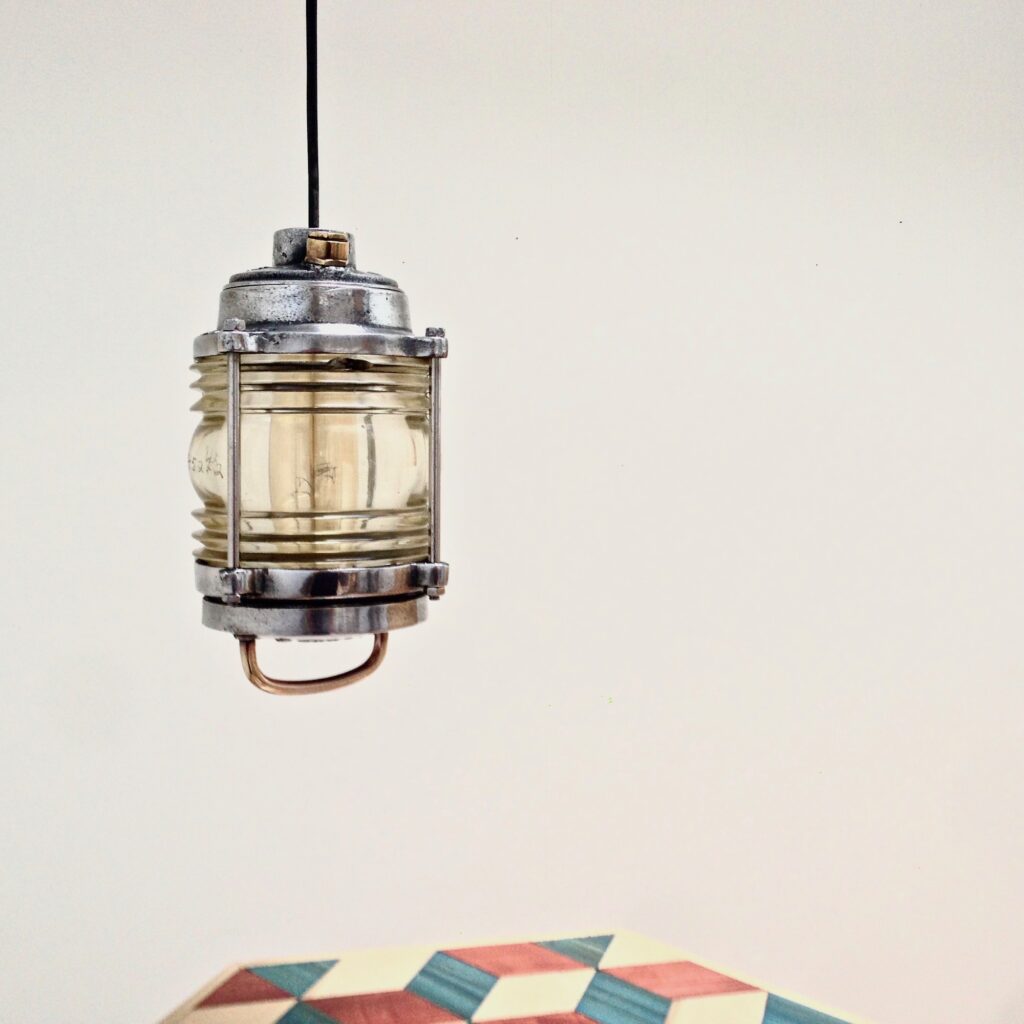 suspension_industrielle_lanterne_aluminium-_verre_strie_maison_liedekerke_lk_9.jpg