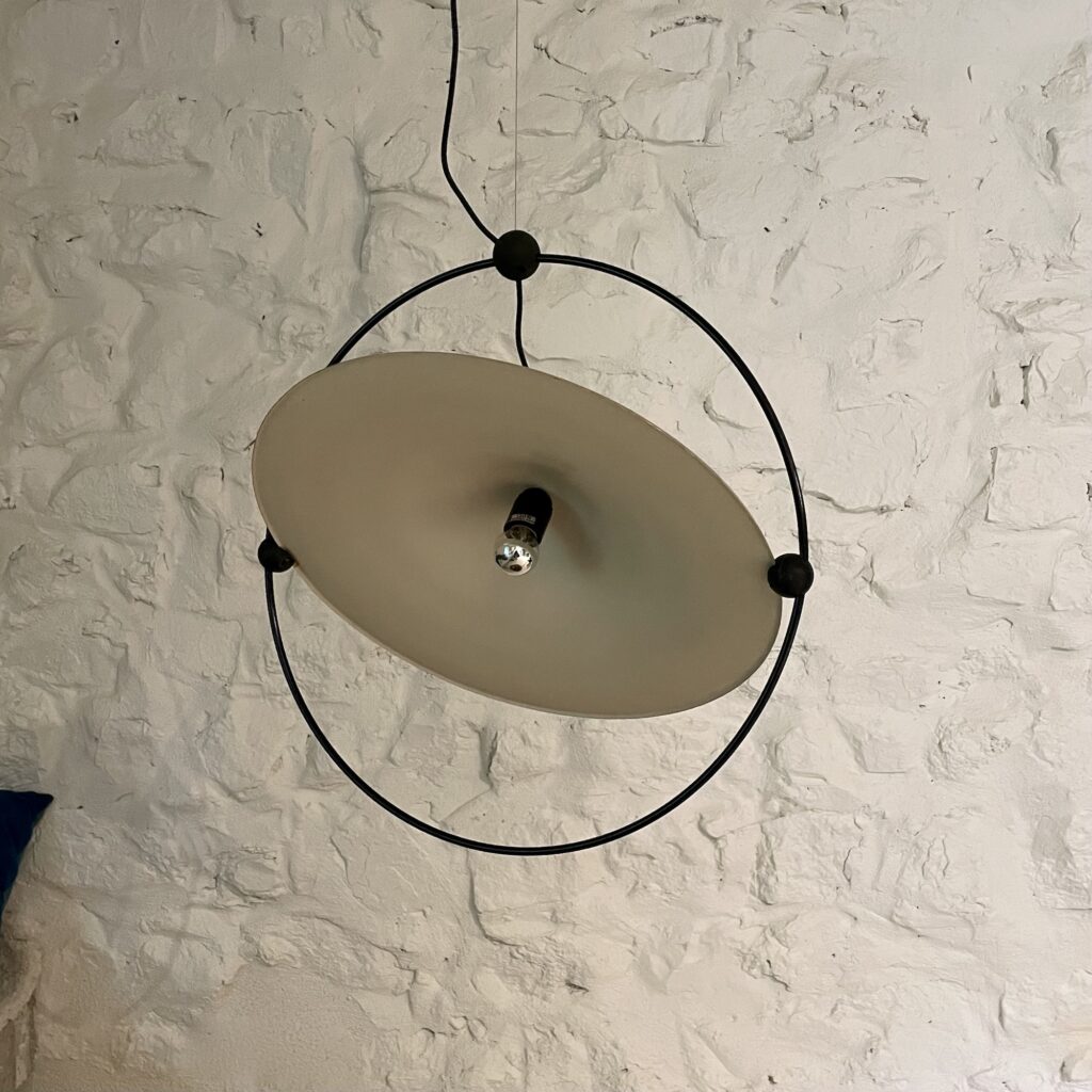 suspensions_Lita_taupe_cercle_anneau_maison_liedekerke_LK_4.jpeg