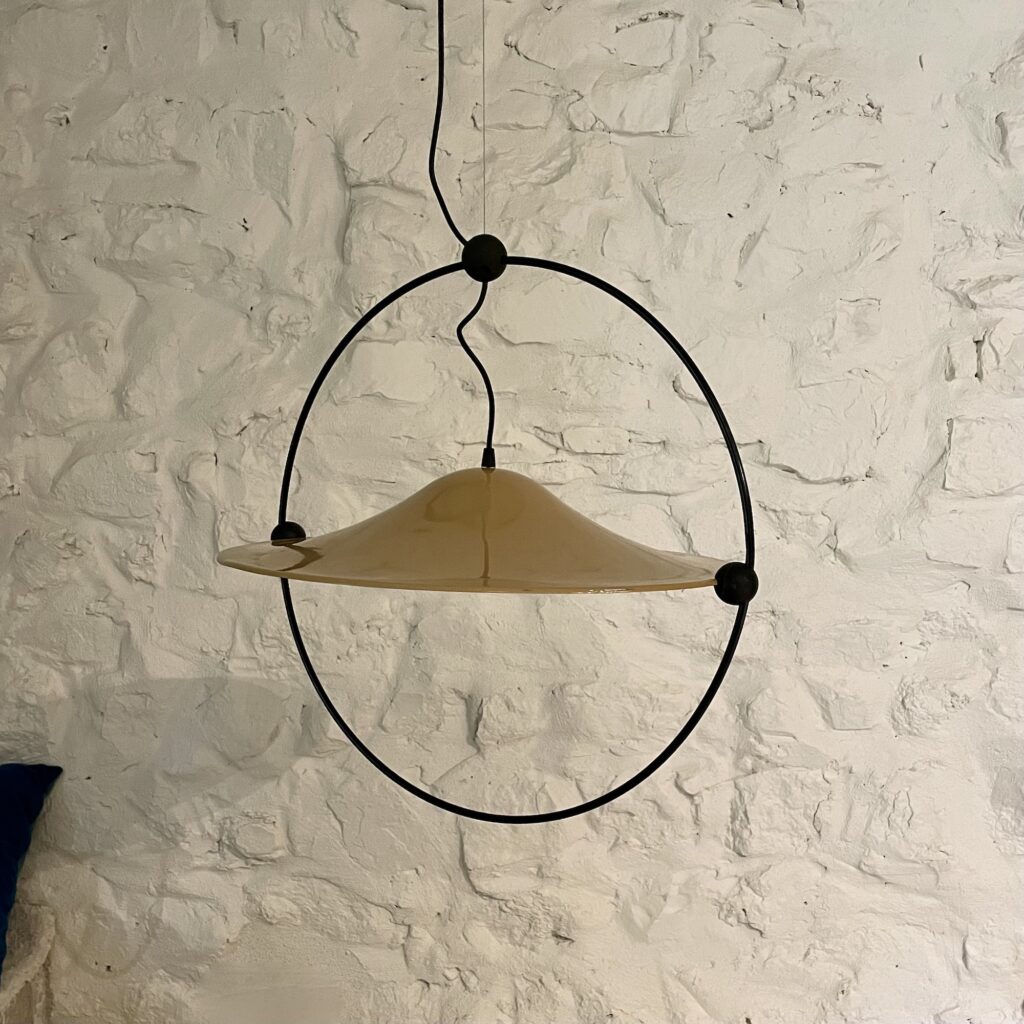 suspensions_Lita_taupe_cercle_anneau_maison_liedekerke_LK_6.jpeg