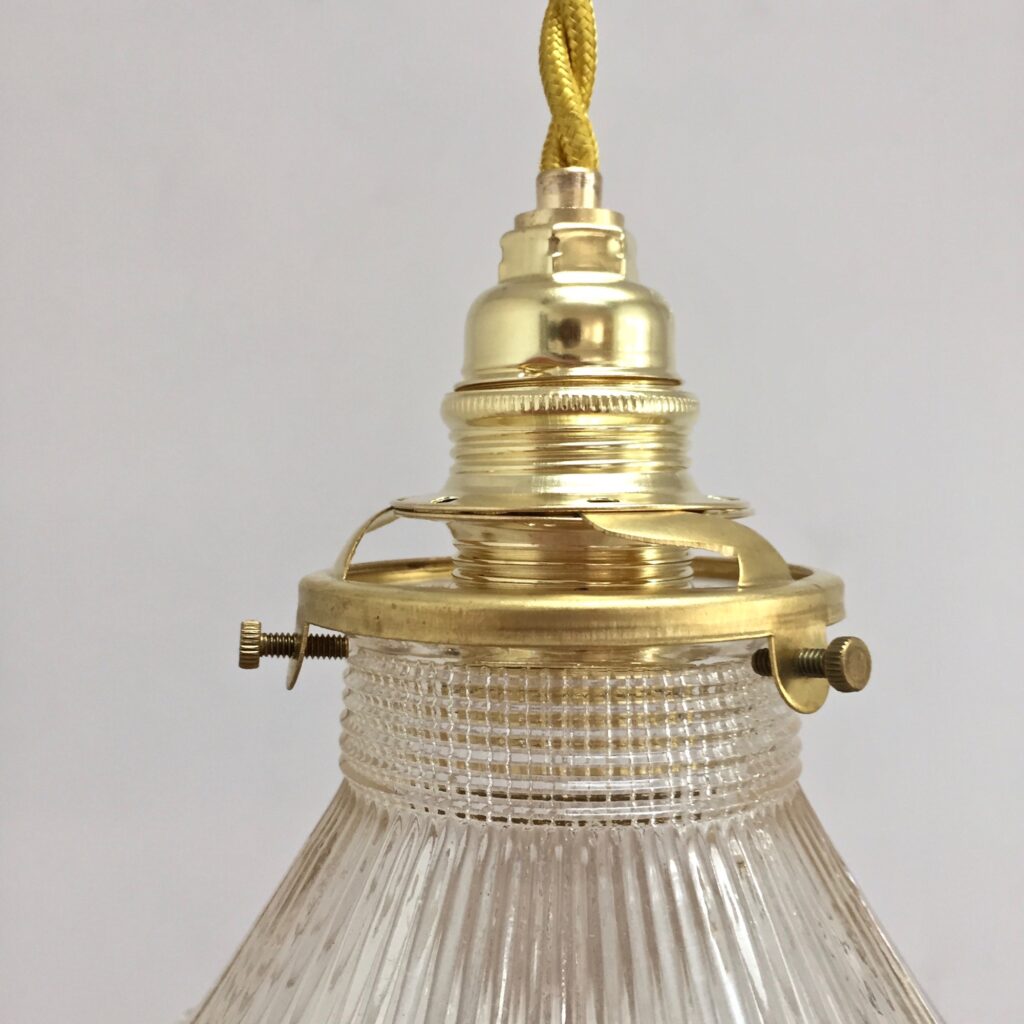 suspensions_verre_tulipe_holophane_maison_liedekerke_lk_4.jpg