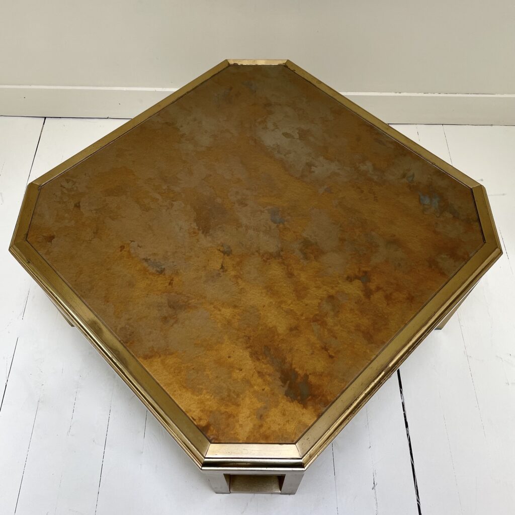 table_basse_verre_eglomise_laiton_maison_jansen_guy_lefevre_liedekerke_LK_4.jpeg