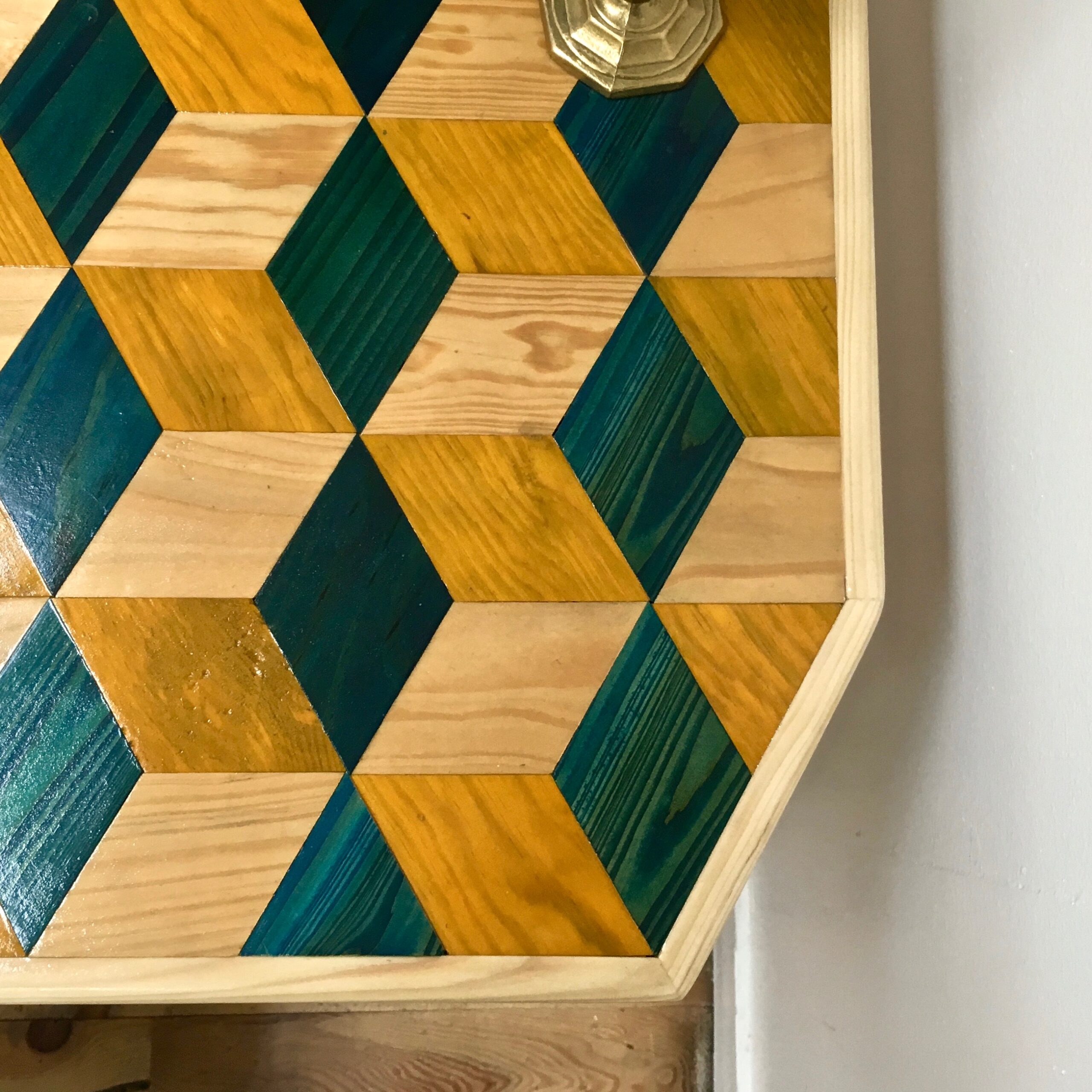 Table marquetée - ORION -