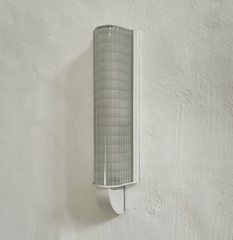 grande_Applique_Holophane_verre_prismatique_art_déco_Maison_liedekerke_LK_1