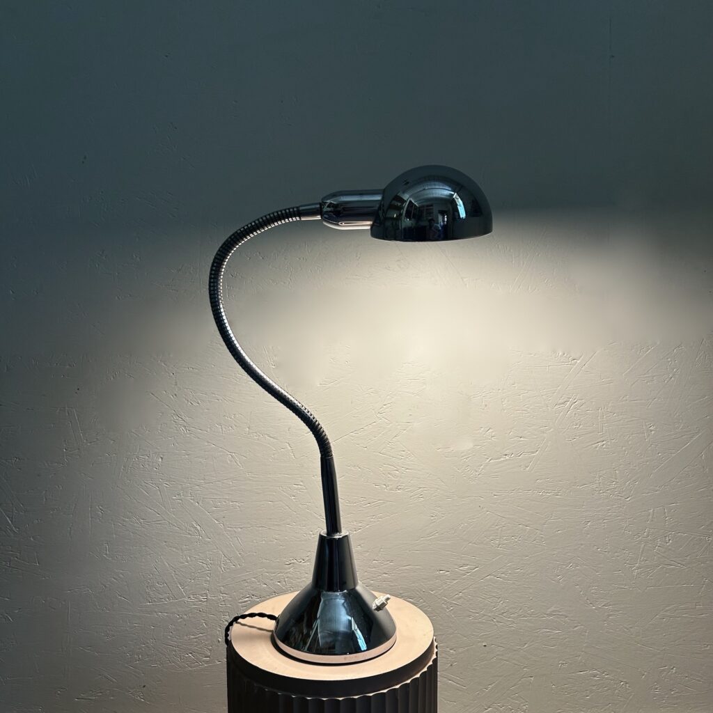lampe_bureau_jumo_1950_maison_liedekerke_LK_5